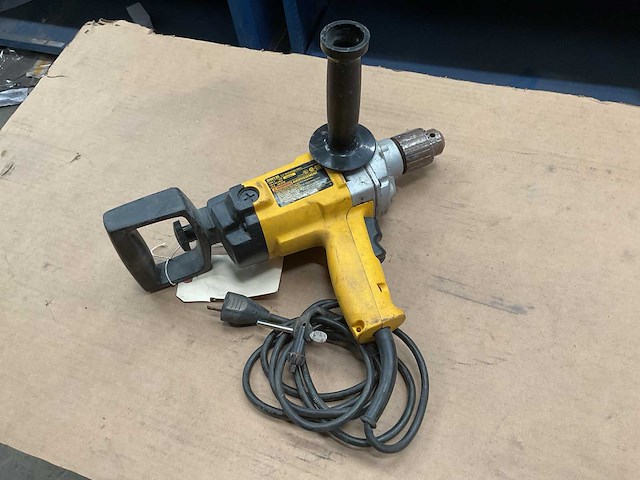 Dewalt dw130 boormachine - afbeelding 1 van  3