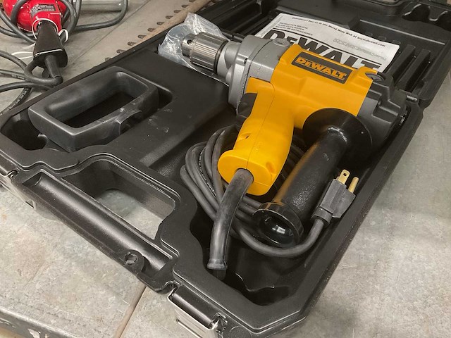 Dewalt dw130 boormachine - afbeelding 3 van  5
