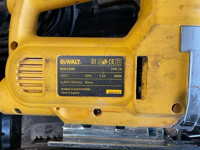 Dewalt dw320k decoupeerzaag - afbeelding 4 van  4