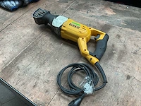 Dewalt dwe305 reciprozaag - afbeelding 4 van  5