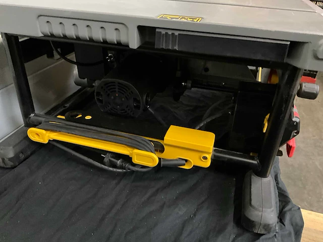 Dewalt dwe7492-qs cirkelzaagmachine - afbeelding 2 van  8