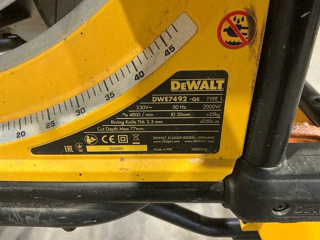 Dewalt dwe7492-qs zaagtafel - afbeelding 4 van  5