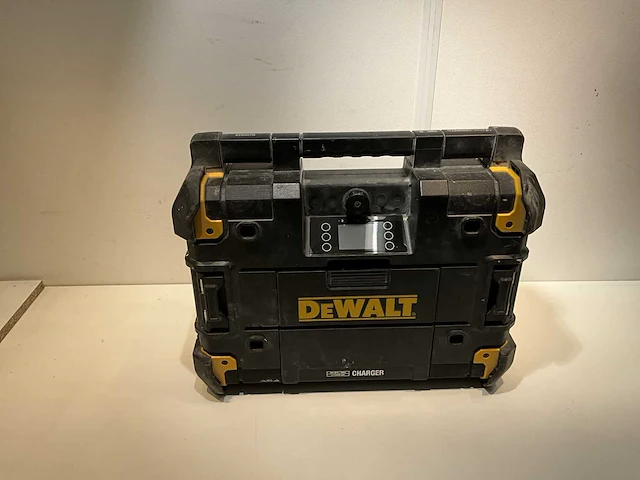 Dewalt dwst1-81078-qw bouwradio - afbeelding 1 van  5