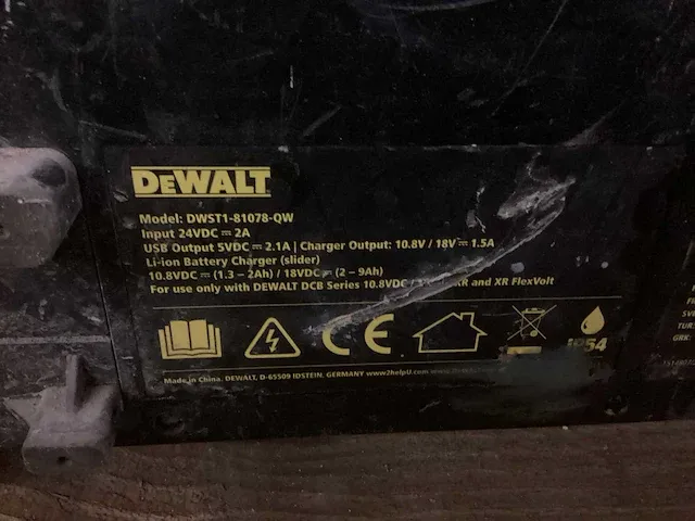 Dewalt dwst1-81078-qw radio - afbeelding 5 van  6