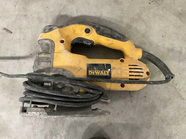 Dewalt elektrisch gereedschap (3x) - afbeelding 2 van  7