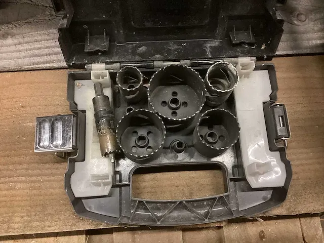Dewalt gatenzaagset - afbeelding 1 van  3