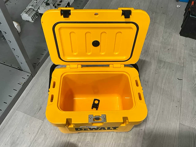 Dewalt koelbox - afbeelding 5 van  6