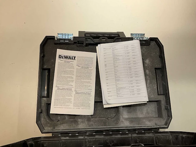 Dewalt koffer voor schuurmachine - afbeelding 3 van  4