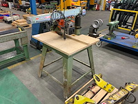 Dewalt radiaalafkortzaagmachine - afbeelding 1 van  8