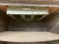 Dewalt radiale armzaag op werktafel - afbeelding 5 van  7