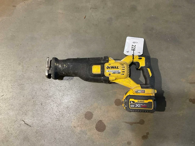 Dewalt reciprozaag - afbeelding 1 van  3