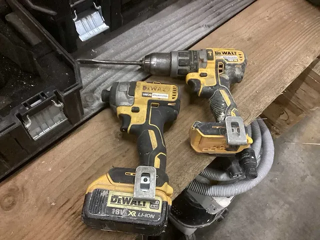 Dewalt slagschroevendraaier en boormachine - afbeelding 2 van  8
