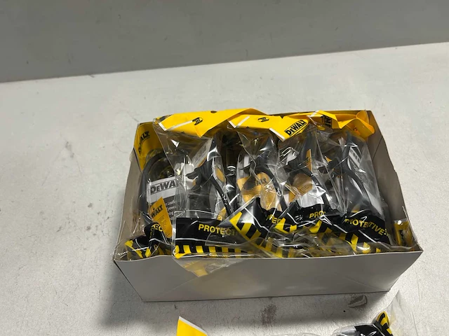 Dewalt veiligheidsbrillen 12x - afbeelding 3 van  3