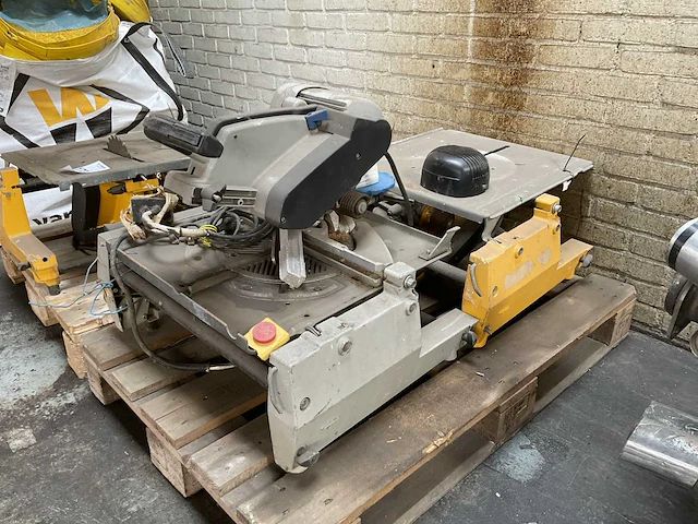 Dewalt zaagtafel (3x) - afbeelding 5 van  5
