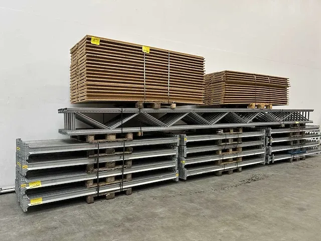 Dexion - gegalvaniseerd - pallet racking - met houten vlonders - afbeelding 6 van  13