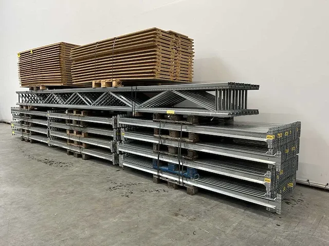 Dexion - gegalvaniseerd - pallet racking - met houten vlonders - afbeelding 11 van  13