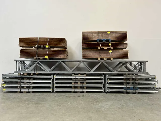 Dexion - gegalvaniseerd - pallet racking - met houten vlonders - afbeelding 11 van  17