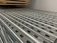 Dexion - gegalvaniseerd - pallet racking - met houten vlonders - afbeelding 16 van  17