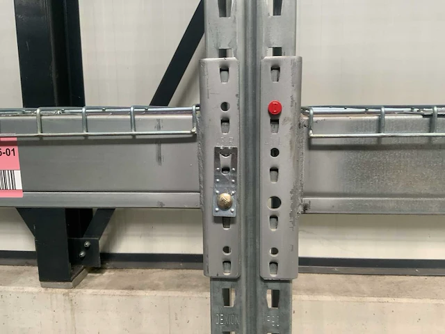 Dexion p90 palletstelling 13 secties - afbeelding 8 van  12