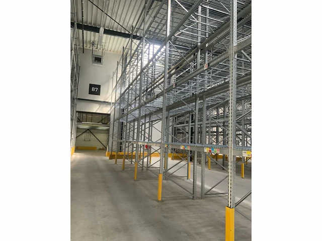 Dexion p90 palletstelling 23 secties - afbeelding 8 van  10