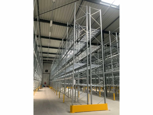 Dexion p90 palletstelling 24 secties - afbeelding 4 van  11