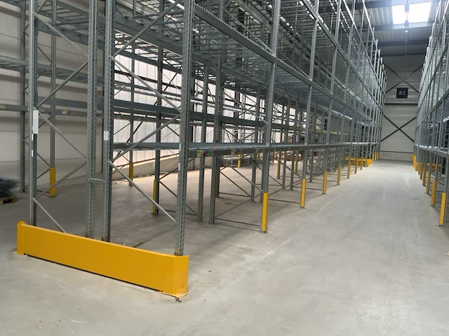 Dexion p90 palletstelling 24 secties - afbeelding 6 van  11