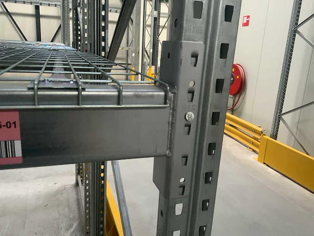 Dexion p90 palletstelling 30 secties - afbeelding 4 van  7