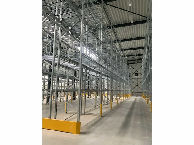 Dexion p90 palletstelling 34 secties - afbeelding 7 van  10