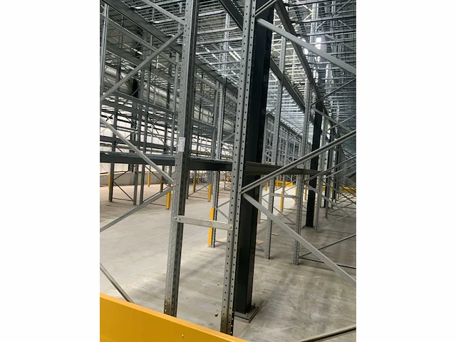 Dexion p90 palletstelling 34 secties - afbeelding 7 van  9