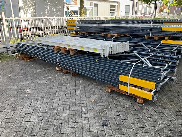 Dexionpalletstelling - afbeelding 1 van  3