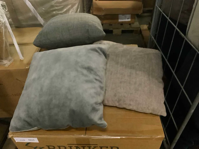 Dez sierkussen divers (30x) - afbeelding 3 van  5
