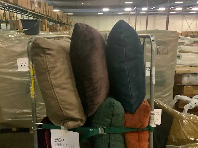 Dez sierkussen divers (30x) - afbeelding 4 van  5