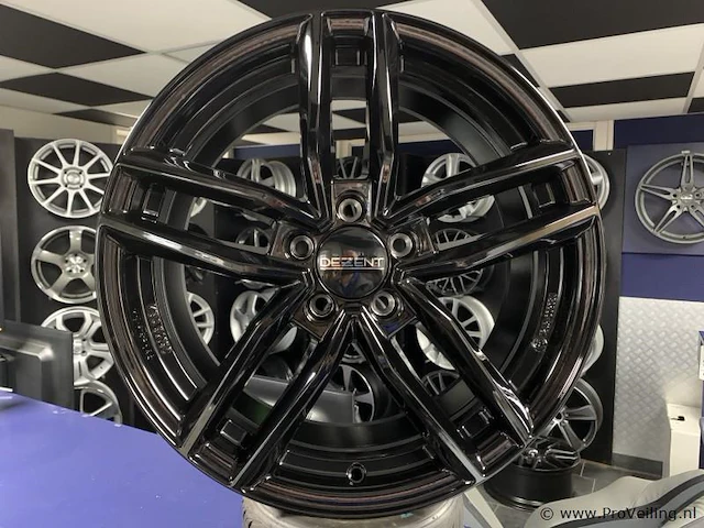 Dezent tr aluminium velgenset - 5x112 7.5j et36 - afbeelding 1 van  1