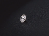 Diamant - 0.09 karaat fancy colour briljant geslepen diamant - afbeelding 2 van  4