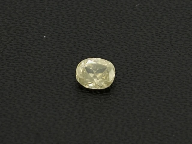 Diamant - 0.26 carat echte gekleurde diamant - afbeelding 1 van  4