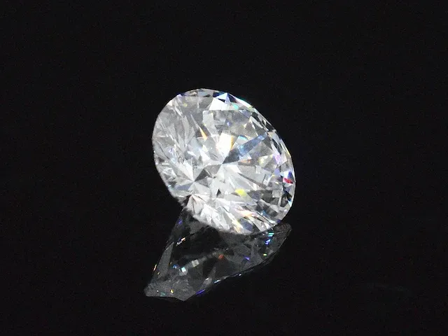 Diamant - 0.30 karaat briljant diamant (gecertificeerd) - afbeelding 3 van  3
