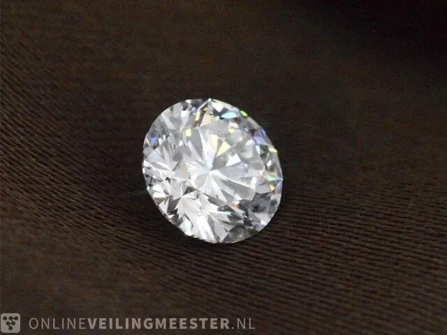 Diamant - 0.30 karaat diamant (gecertificeerd) - afbeelding 1 van  3