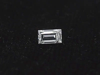 Diamant - 0.35 carat baguette geslepen diamant (gecertificeerd) - afbeelding 1 van  4