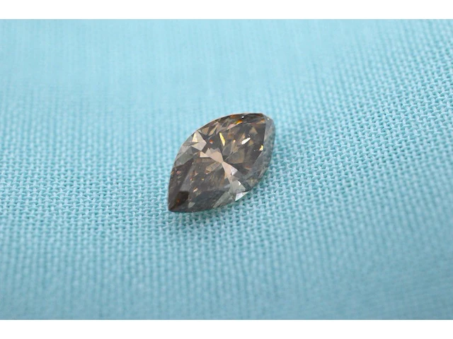 Diamant - 0.49 carat echte champagne gekleurde marquise diamant (gecertificeerd) - afbeelding 2 van  5
