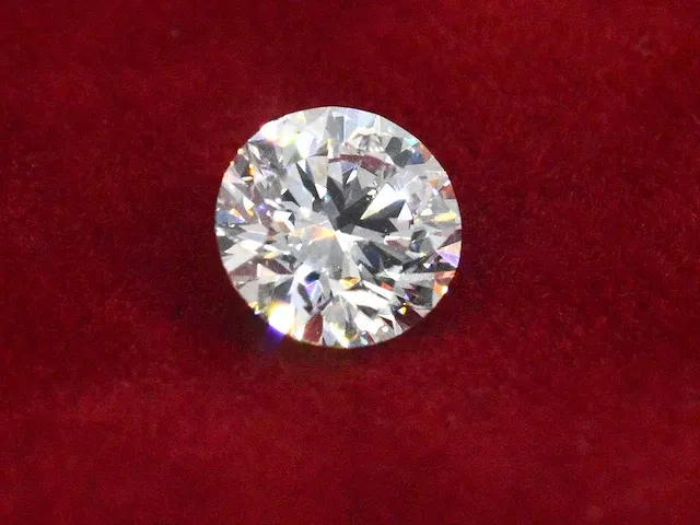 Diamant - 0.50 karaat briljant diamant (gecertificeerd) - afbeelding 1 van  4
