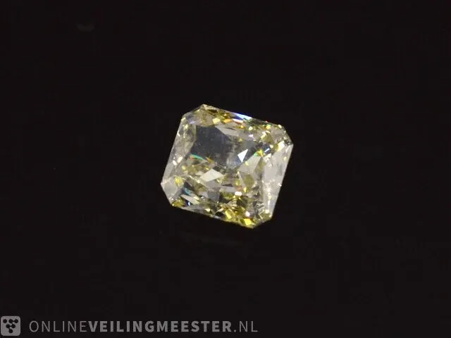 Diamant - 0.50 karaat echte fancy diamant (gia gecertificeerd) - afbeelding 2 van  4