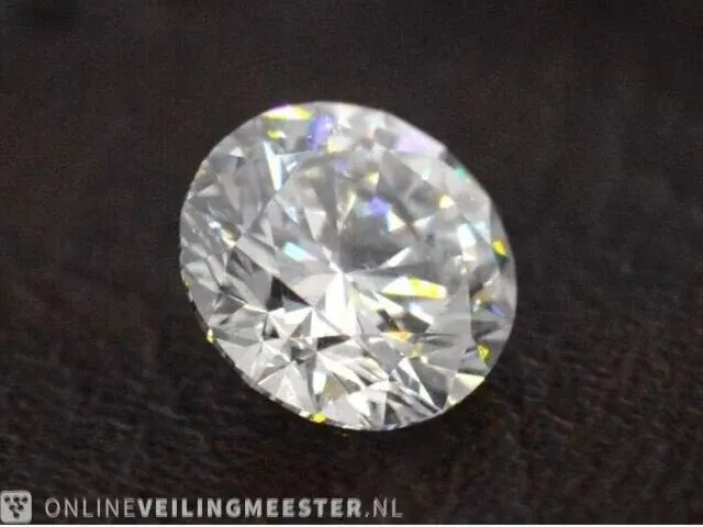 Diamant - 0.56 karaat diamant (gecertificeerd) - afbeelding 1 van  3