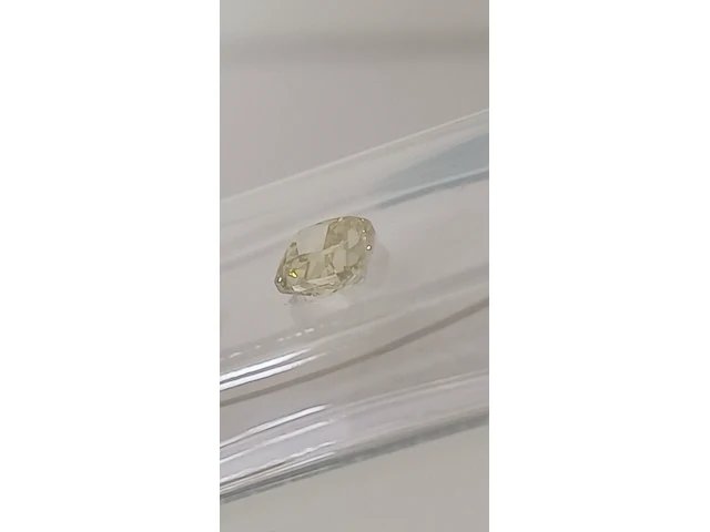 Diamant - 0.61ct ( igi gecertificeerd ), si1 fancy color - afbeelding 8 van  12