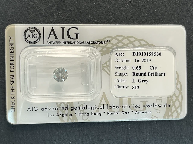 Diamant - 0.68 carat briljant geslepen diamant (gecertificeerd) - afbeelding 1 van  4