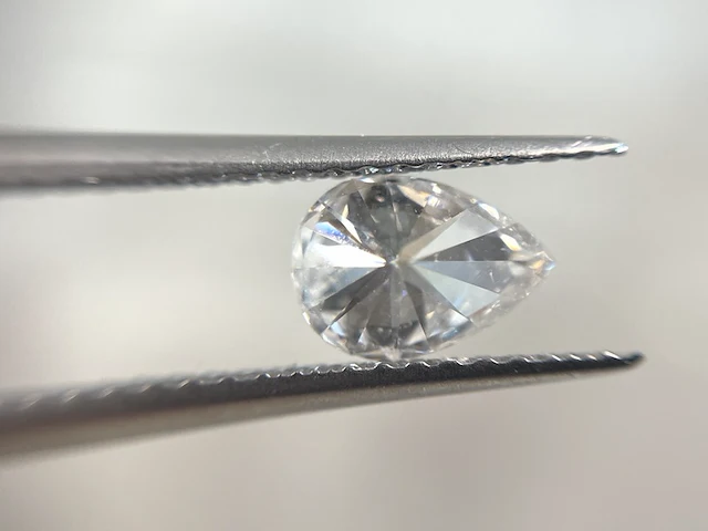 Diamant - 0.71 carat echte diamant (gecertificeerd) - afbeelding 2 van  5