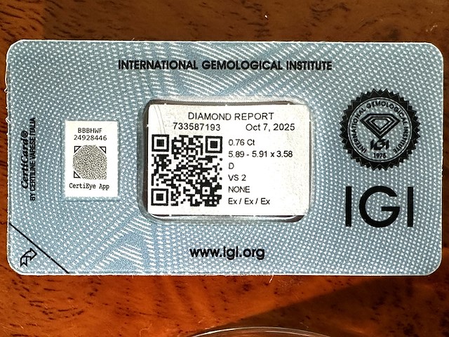 Diamant - 0.76 carat natuurlijke starcut briljant geslepen diamant (gecertificeerd) - afbeelding 2 van  3