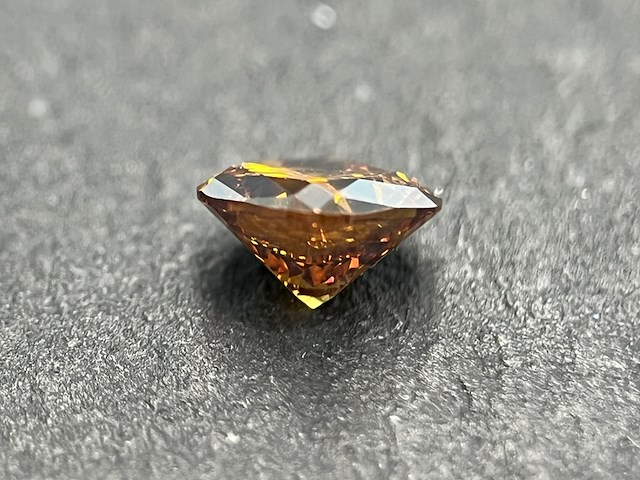 Diamant - 0.82 carat natuurlijke oranje diamant (gecertificeerd) - afbeelding 4 van  4