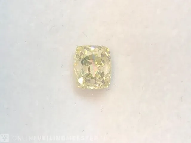 Diamant - 0.92 karat echte fancy colour diamant (gecertificeerd) - afbeelding 3 van  5