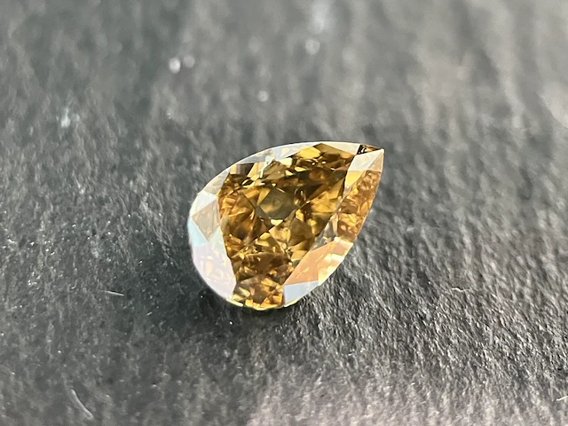 Diamant - 1.00 carat natuurlijk bruine diamant (gecertificeerd) - afbeelding 1 van  4