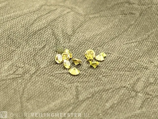 Diamant - 1.01 karaat gele diamant - afbeelding 1 van  1